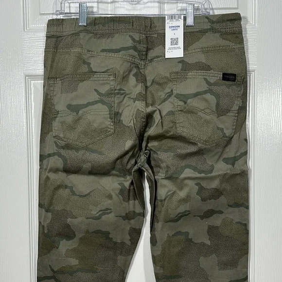 Denizen from Levi’s Super Flex Camouflage Jogger Pants - Picture 14 of 16